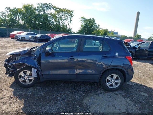Chevrolet TRAX LS 2019 3GNCJKSB4KL248995 Image 15