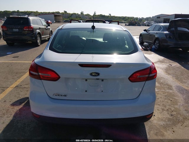 45788024 :رقم المزاد ، 1FADP3E26HL318164 vin ، 2017 Ford Focus S مزاد بيع