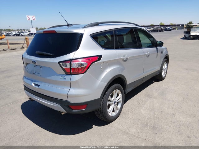 Ford ESCAPE SE 2018 1FMCU9GD9JUD08692 Image 4