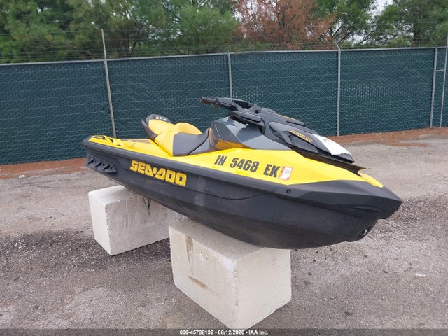 45788132 :رقم المزاد ، 00000YDVA4745E222 vin ، 2022 Seadoo Personal Watercraft مزاد بيع
