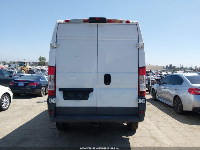 Продажа на аукционе авто 2018 Ram Promaster 1500 High Roof 136 Wb, vin: 3C6TRVBG0JE139037, номер лота: 45788167