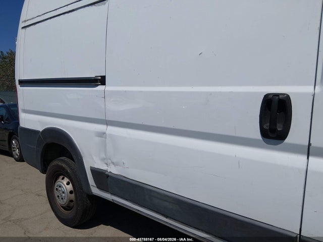 Продажа на аукционе авто 2018 Ram Promaster 1500 High Roof 136 Wb, vin: 3C6TRVBG0JE139037, номер лота: 45788167