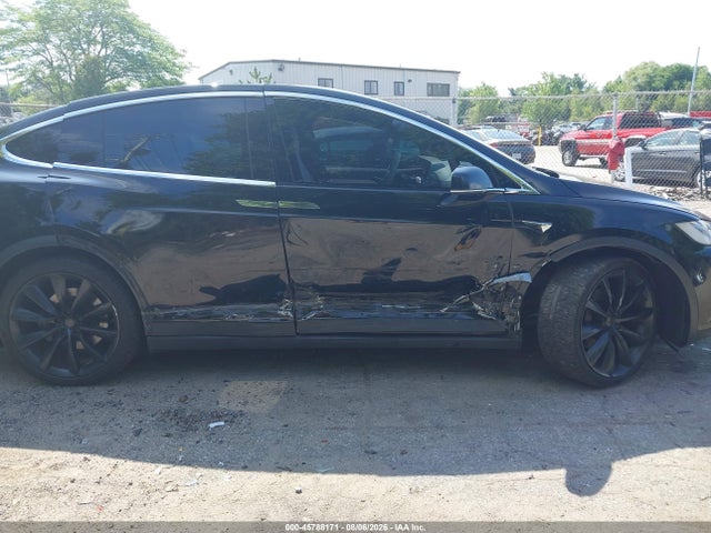 Tesla Model X 100d/75d/p100d 2018 5YJXCBE23JF090422 Image 13