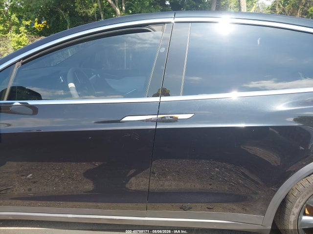 Tesla Model X 100d/75d/p100d 2018 5YJXCBE23JF090422 Image 14