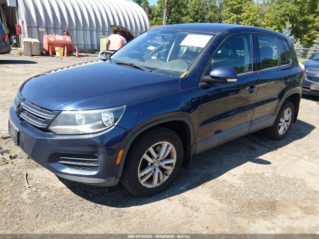 2014 Volkswagen Tiguan S მანქანა იყიდება აუქციონზე, vin: WVGBV3AXXEW592370, აუქციონის ნომერი: 45788202