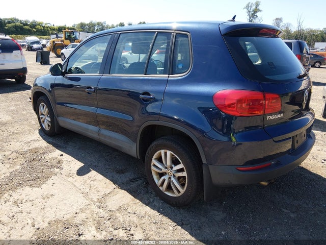 2014 Volkswagen Tiguan S მანქანა იყიდება აუქციონზე, vin: WVGBV3AXXEW592370, აუქციონის ნომერი: 45788202