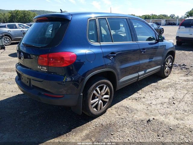 2014 Volkswagen Tiguan S მანქანა იყიდება აუქციონზე, vin: WVGBV3AXXEW592370, აუქციონის ნომერი: 45788202