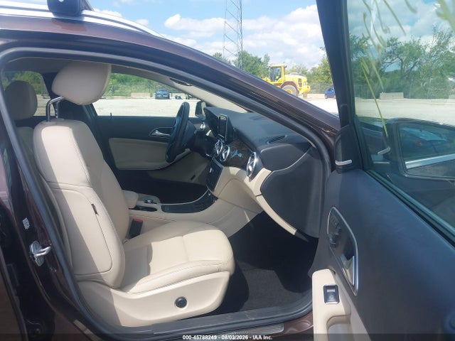 Продаж на аукціоні авто 2015 Mercedes-benz Gla 250 4matic, vin: WDCTG4GB2FJ116255, номер лоту: 45788249