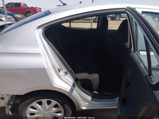 Nissan Versa 1.6 S 2015 3N1CN7AP9FL865213 Image 8