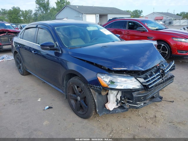 2013 Volkswagen Passat 2.0l Tdi Se მანქანა იყიდება აუქციონზე, vin: 1VWBN7A32DC103319, აუქციონის ნომერი: 45788309