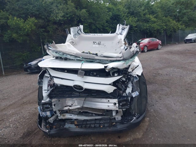 2T3P1RFV9NW274884 Toyota Rav4 Xle