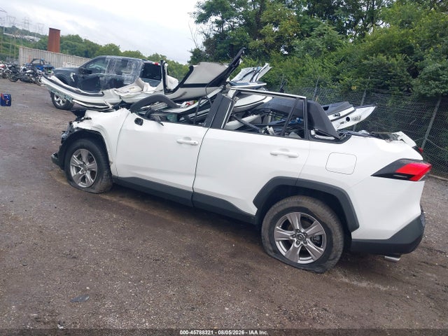 2T3P1RFV9NW274884 Toyota Rav4 Xle