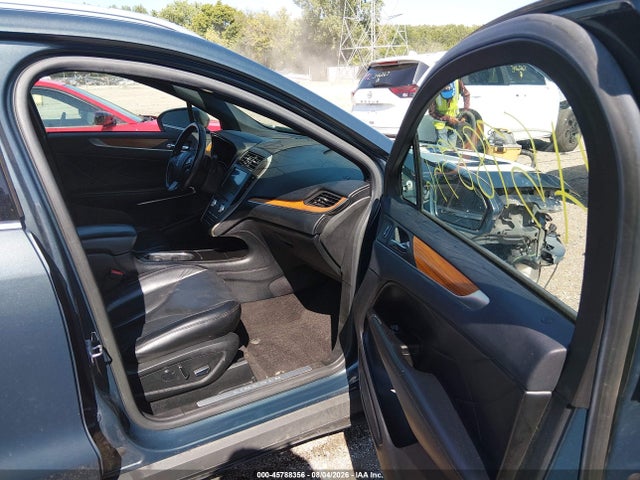 Продаж на аукціоні авто 2019 Lincoln Mkc Select, vin: 5LMCJ2D98KUL16443, номер лоту: 45788356