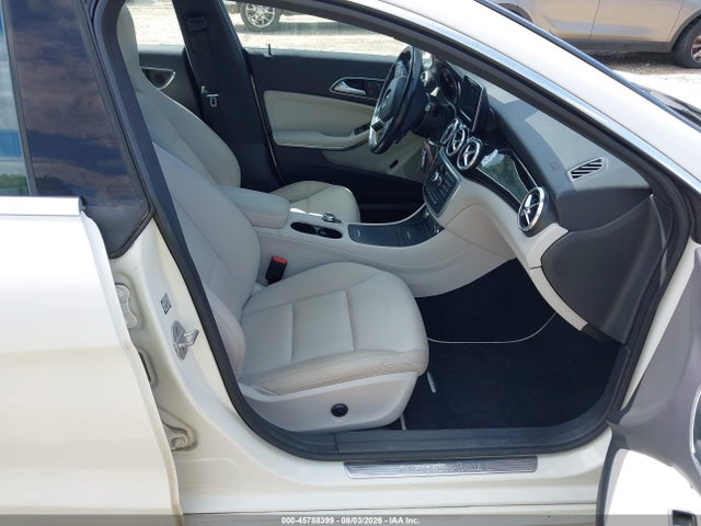 45788399 :رقم المزاد ، WDDSJ4EB3EN059065 vin ، 2014 Mercedes-benz Cla 250 مزاد بيع