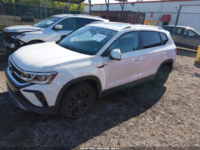 Продажа на аукционе авто 2022 Volkswagen Taos 1.5t Sel, vin: 3VV1X7B20NM004675, номер лота: 45788403