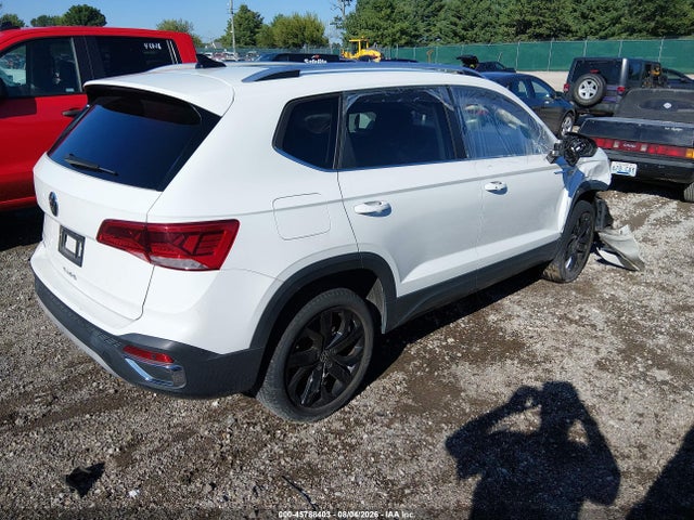 Продажа на аукционе авто 2022 Volkswagen Taos 1.5t Sel, vin: 3VV1X7B20NM004675, номер лота: 45788403