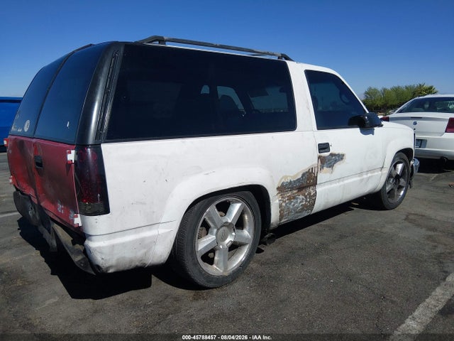 1997 Gmc Yukon Sl მანქანა იყიდება აუქციონზე, vin: 3GKEK18R1VG525939, აუქციონის ნომერი: 45788457