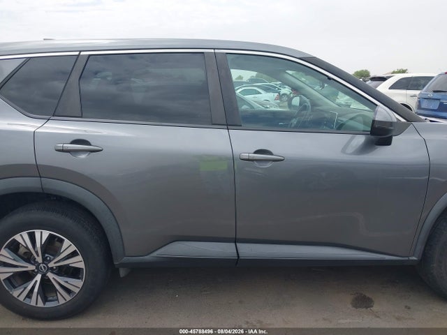 5N1BT3BB9NC693197 Nissan Rogue Sv Intelligent Awd