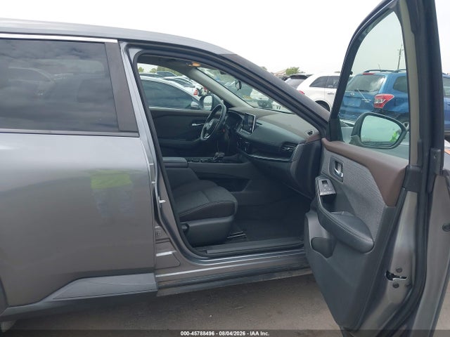 5N1BT3BB9NC693197 Nissan Rogue Sv Intelligent Awd