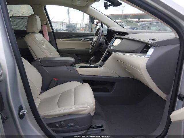 Продажа на аукционе авто 2017 Cadillac Xt5 Luxury, vin: 1GYKNBRS6HZ110174, номер лота: 45788510