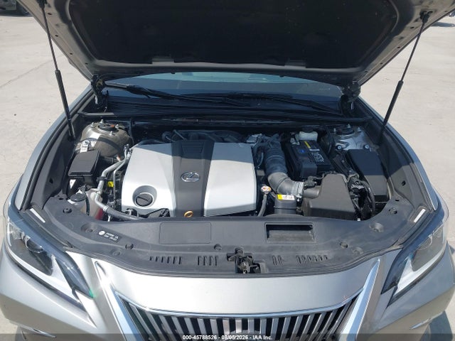 Продажа на аукционе авто 2021 Lexus Es 350, vin: 58ADZ1B17MU085232, номер лота: 45788526