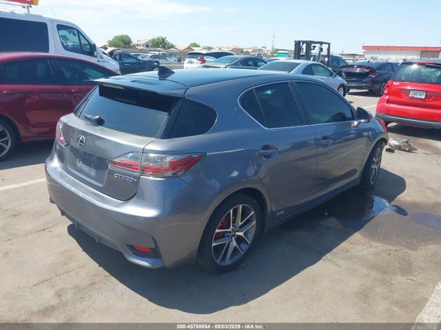 Lexus CT 200H 2017 JTHKD5BH4H2285524 Image 4
