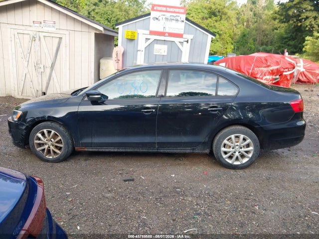 2011 Volkswagen Jetta 2.5l Se მანქანა იყიდება აუქციონზე, vin: 3VWDZ7AJ9BM327470, აუქციონის ნომერი: 45788580