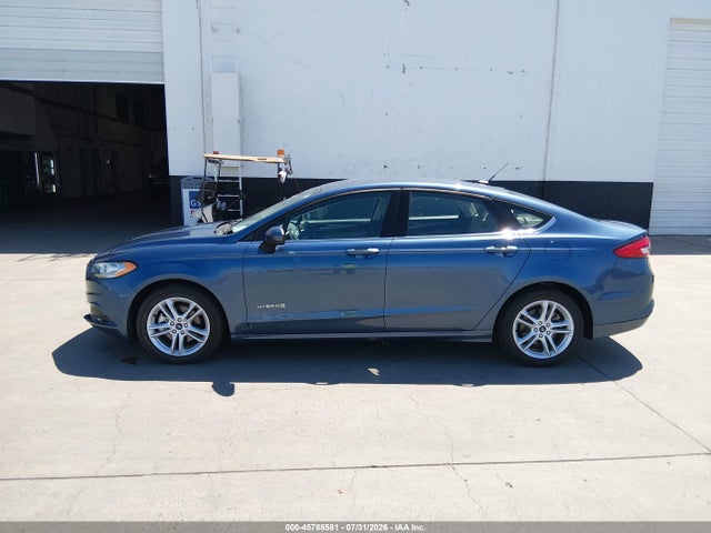 3FA6P0UU1JR278934 Ford Fusion Hybrid S