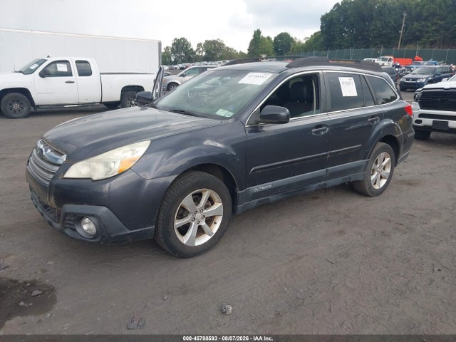 45788593 :رقم المزاد ، 4S4BRBGC5D3320411 vin ، 2013 Subaru Outback 2.5i Premium مزاد بيع