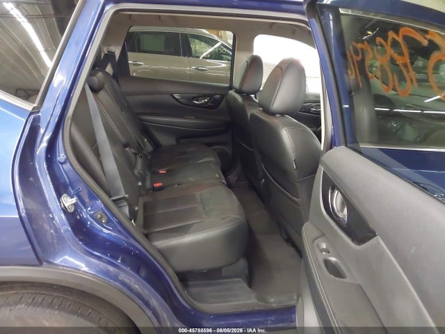 2018 Nissan Rogue Sl მანქანა იყიდება აუქციონზე, vin: 5N1AT2MV7JC799669, აუქციონის ნომერი: 45788596