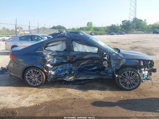 45788685 :رقم المزاد ، 3KPF44AC6ME398410 vin ، 2021 Kia Forte Gt مزاد بيع