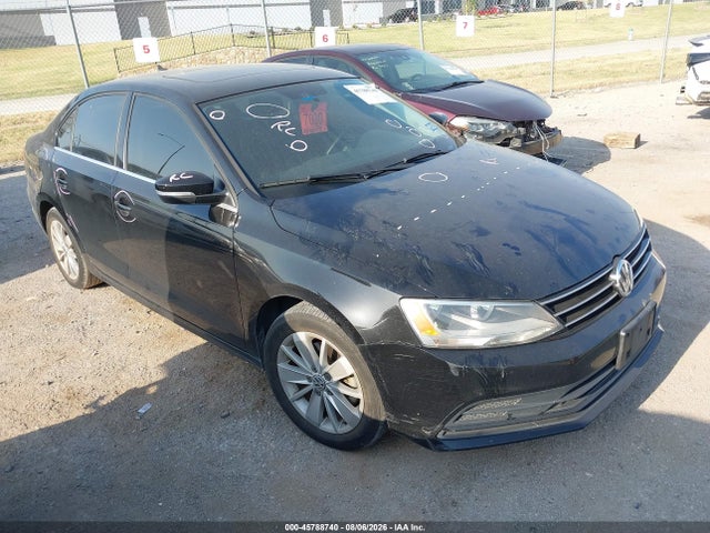 45788740 :رقم المزاد ، 3VWD07AJXFM355407 vin ، 2015 Volkswagen Jetta 1.8t Se مزاد بيع