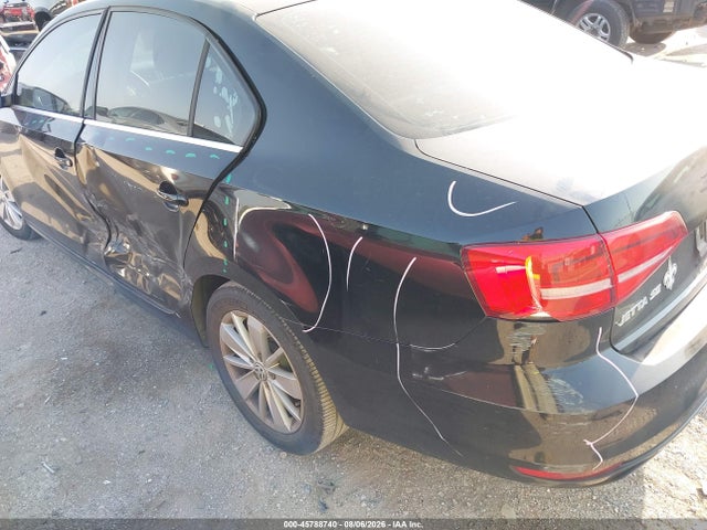 45788740 :رقم المزاد ، 3VWD07AJXFM355407 vin ، 2015 Volkswagen Jetta 1.8t Se مزاد بيع