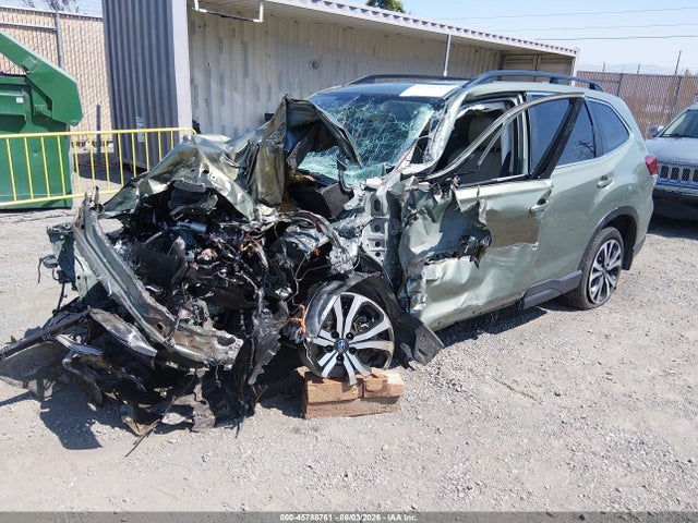 Subaru Forester Limited 2021 JF2SKAUC4MH566846 Image 2