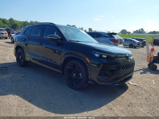 2026 Volkswagen Tiguan Se R-line Black მანქანა იყიდება აუქციონზე, vin: 3VVHR7RM2TM087278, აუქციონის ნომერი: 45788764