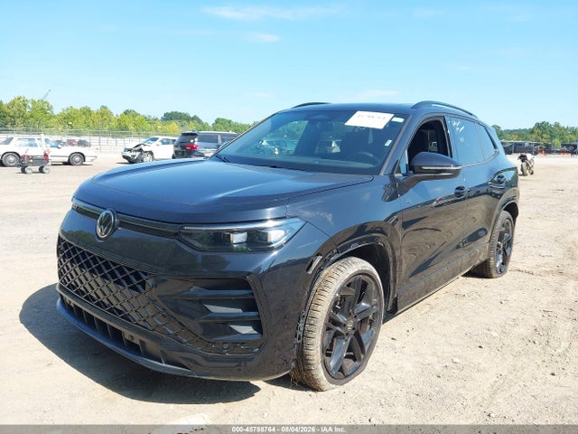 2026 Volkswagen Tiguan Se R-line Black მანქანა იყიდება აუქციონზე, vin: 3VVHR7RM2TM087278, აუქციონის ნომერი: 45788764