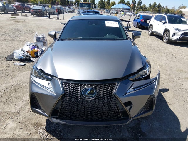 Lexus IS 300 2018 JTHBA1D29J5081705 Image 12