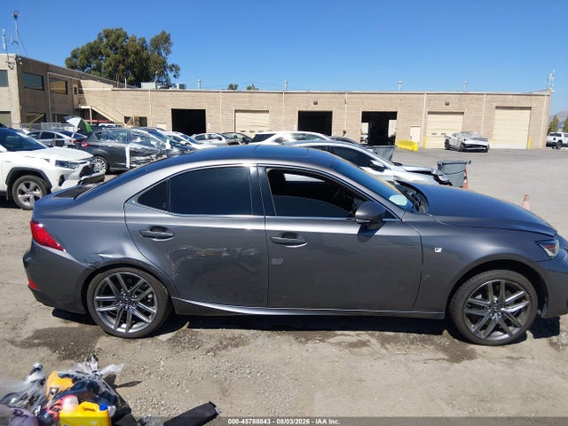 Lexus IS 300 2018 JTHBA1D29J5081705 Image 13