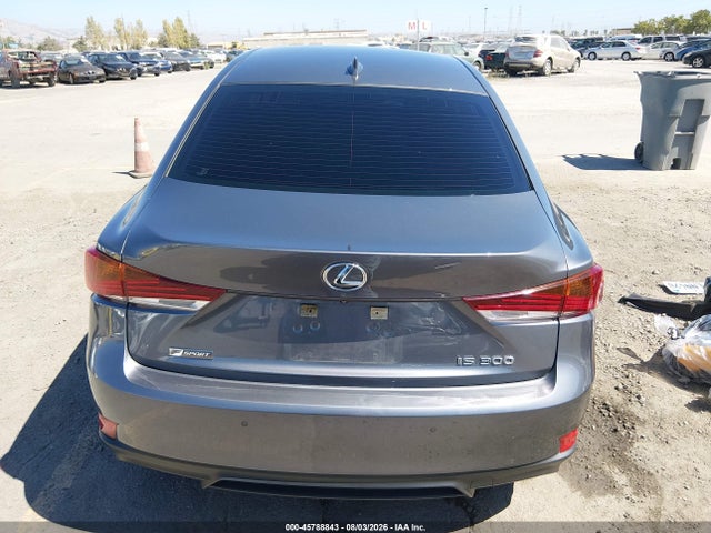 Lexus IS 300 2018 JTHBA1D29J5081705 Image 16