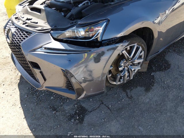 Lexus IS 300 2018 JTHBA1D29J5081705 Image 6