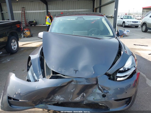 Продажа на аукционе авто 2020 Tesla Model Y Long Range Dual Motor All-wheel Drive, vin: 5YJYGDEE5LF030076, номер лота: 45788848
