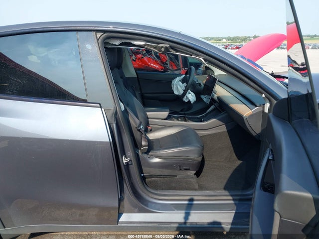 Продажа на аукционе авто 2020 Tesla Model Y Long Range Dual Motor All-wheel Drive, vin: 5YJYGDEE5LF030076, номер лота: 45788848