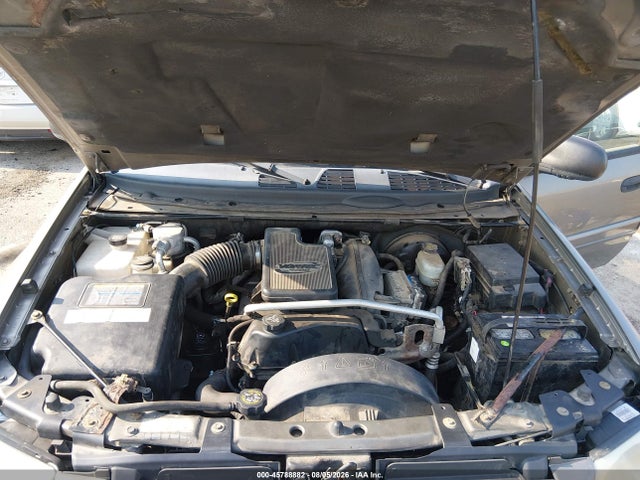 45788882 :رقم المزاد ، 1GKET16S156146833 vin ، 2005 Gmc Envoy Xl Sle مزاد بيع