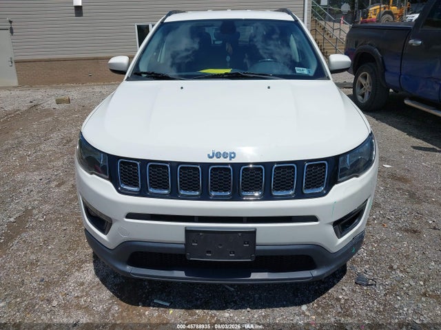 Продаж на аукціоні авто 2018 Jeep Compass Latitude 4x4, vin: 3C4NJDBB7JT114042, номер лоту: 45788935