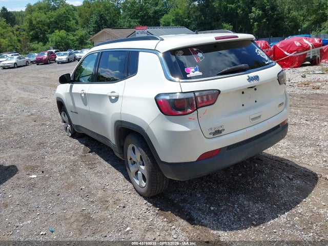 Продаж на аукціоні авто 2018 Jeep Compass Latitude 4x4, vin: 3C4NJDBB7JT114042, номер лоту: 45788935