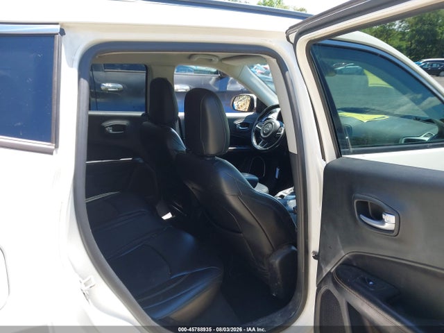 Продаж на аукціоні авто 2018 Jeep Compass Latitude 4x4, vin: 3C4NJDBB7JT114042, номер лоту: 45788935