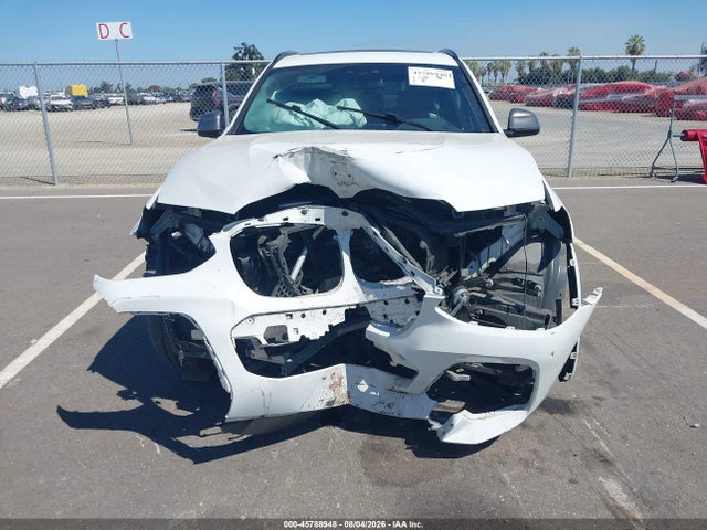 BMW X3 M40i 2019 5UXTS3C51KLR72559 Image 18
