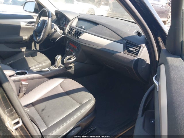 WBAVM1C5XFV498241 BMW X1 Sdrive28i