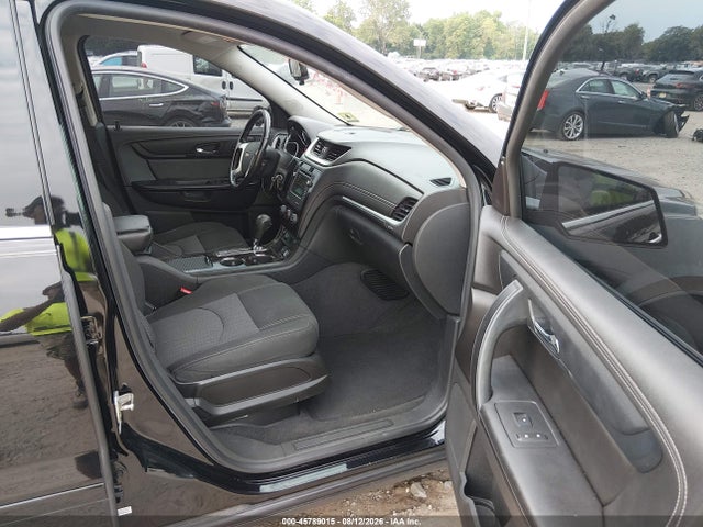 Продаж на аукціоні авто 2017 Chevrolet Traverse Lt, vin: 1GNKRGKD7HJ243017, номер лоту: 45789015