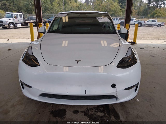 2023 Tesla Model Y Awd/long Range Dual Motor All-wheel Drive მანქანა იყიდება აუქციონზე, vin: 7SAYGDEE8PF886805, აუქციონის ნომერი: 45789021
